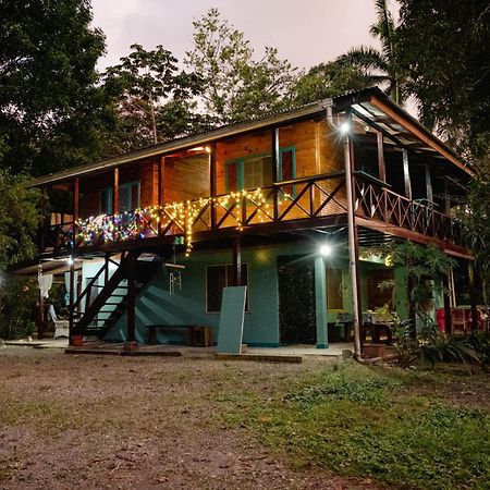 Casa Aldirica Hotel Cahuita Kültér fotó